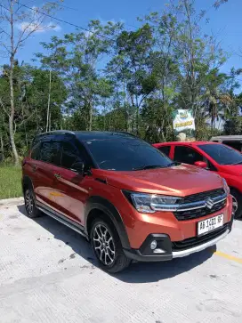 Suzuki XL7 Alpha MT 2020, Two tone color, Km 27rb