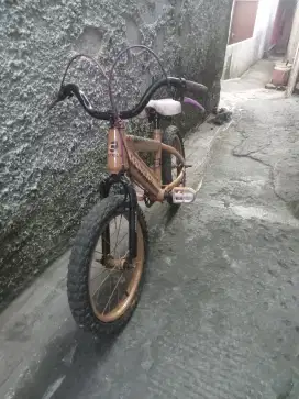 Di jual SPD anak merk centrum UK 12