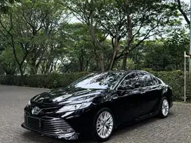 Low ODO! Toyota Camry 2.5 Hybrid 2019 C200 E250 ES300h 530i