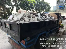 Angkut puing dan buang tanah galian