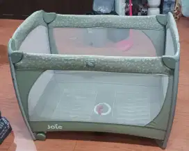 Tempat Tidur Bayi (Box Bayi)