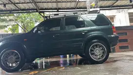 Ford Escape 2004 Bensin