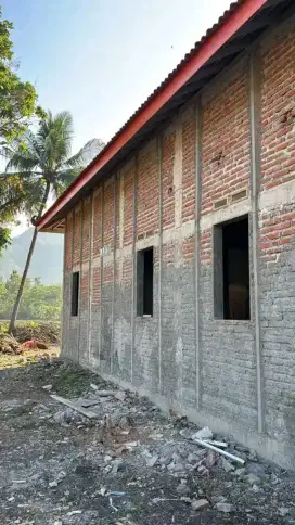 Tukang renovasi dan atap bocor