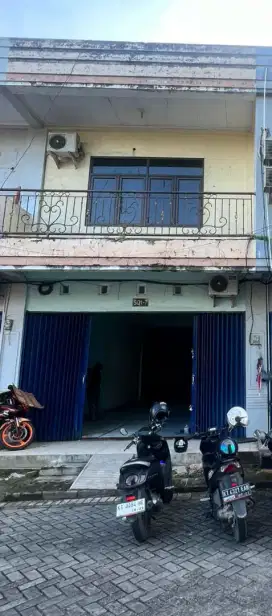 Ruko Untuk Tempat Usaha, 2 Lantai