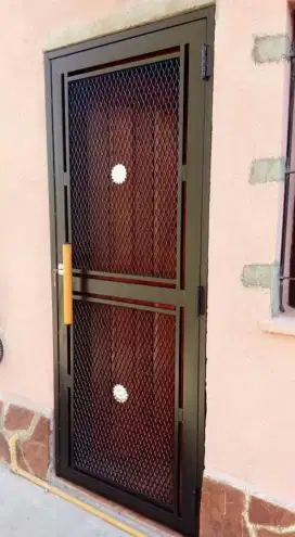 Bengkel las Lampung tralis kanopi pintu pagar gerbang tangga