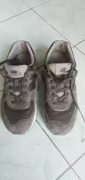 Sepatu NB ori size 41