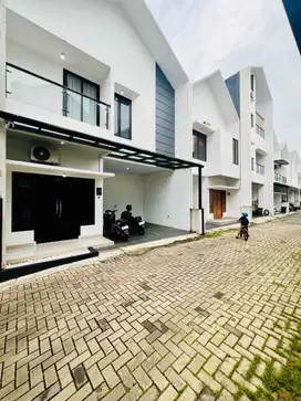 Dijual Rumah Siap Huni Dalam Cluster Cilandak KKO Jakarta Selatan
