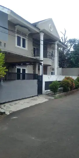 Dijual Rumah 2 lantai Komplek Unilever Rempoa