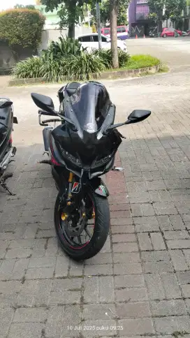 Yamaha R15 v3 BK6 m/t
