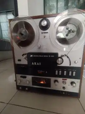 Reel Tape 4 Track AKAI X-360