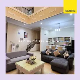 Dijual Rumah Villa Bukit Regency Strategis Pakuwon Indah