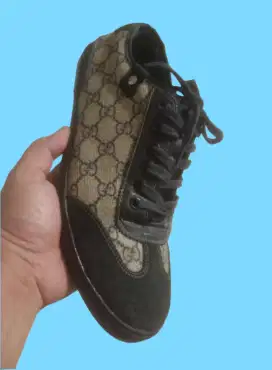 Sepatu GUCCI Suede leather  Pattern Monogram size 41 (prelove) mewah