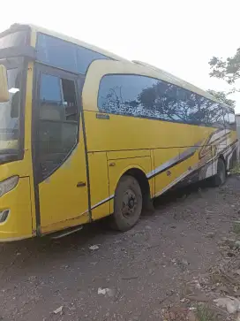 Bus RKT th 2001