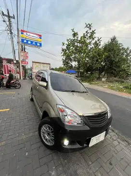 Daihatsu Xenia 2004