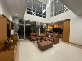Rumah 2 Lantai Dekat Sekolah Pelita Harapan Di Klaster Dago Lippo