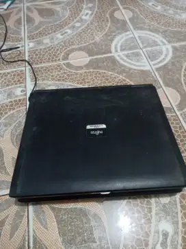 Laptop Fujitsu FMV c8240
