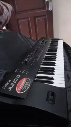 Synthesizer keyboard roland juno d limited edition