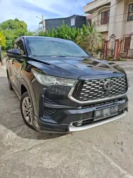Kijang Innova Zenix Q HV TSS Modelista 2022