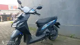 Vario 2012 hitam