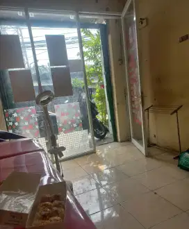 Peralatan salon untuk usaha salon