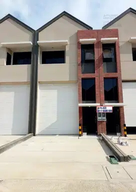 Disewakan Gudang Bizpark Pik 2 Modern Brand New