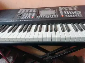 Dijual keyboard second masih bagus ada dus