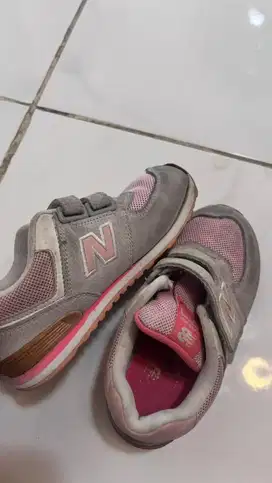 Jual Sepatu anak