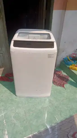 Mesin cuci 1 tabung