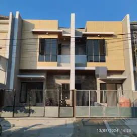 Dijual Rumah Kutisari
