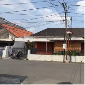 Rumah Luas di Taman Jelita Rawamangun