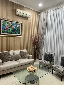 Rumah Mewah The Crown PHG Gading Serpong