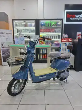 SEPEDA LISTRIK AGATHOS AE340 SOLUSI UNTUK MENGHEMAT UANG 