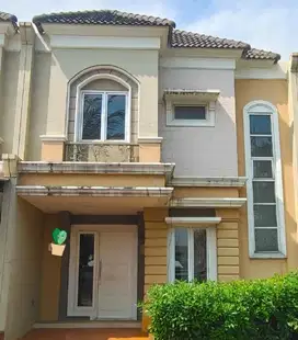 Disewakan Rumah Cluster Samara Gading Serpong