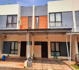Rumah 2 Lantai Dekat Pintu Tol Grandwisata bekasi