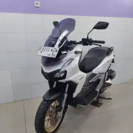 Honda adv 160 cbs 2022 dp 2juta