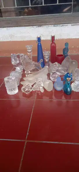 ANEKA PERNIK2 KACAKRISTAL