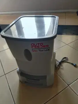 Auto Feeder makanan ikan pelet ukuran 7kg