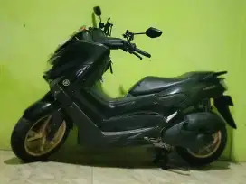 Nmax 2018 Hitam