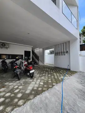 10 kamar, 4 Menit Kampus UII Kost Dijual Jogja