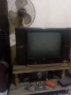 Jual bekas tv,type,kulkas,kipa,bangku kayu jati