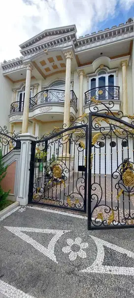 Rumah Cantik Siap Huni di Pondok Hijau Golf Gading Serpong