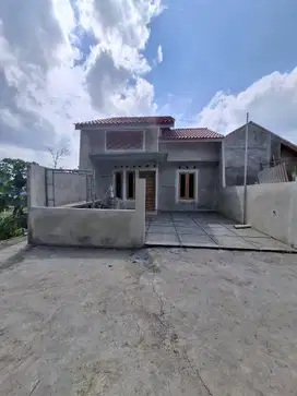 RUMAH BARU 3 KMR 450JT NEGO BONUS PAGAR&KANOPI DKT TOL KALASAN.JK13367