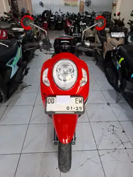 Honda Scoopy 110cc 2024 merah