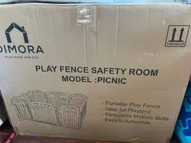 PLAY FENCE SAFETY ROOM MODEL: PICNIC