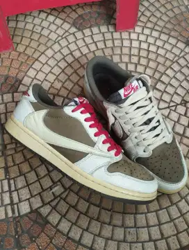 NIKE AIR JORDAN 1 Low Travis Scott Reverse Mocha