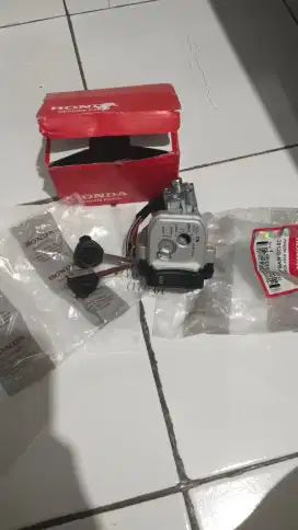 Satu set kunci kontak vario 125 led