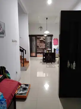 Rumah MURAH SHM Furnish bagus siap huni cantik di Taman Kopo Indah 3