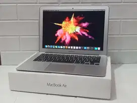 Macbook air 2017 (13-inch)  Intel Core i5