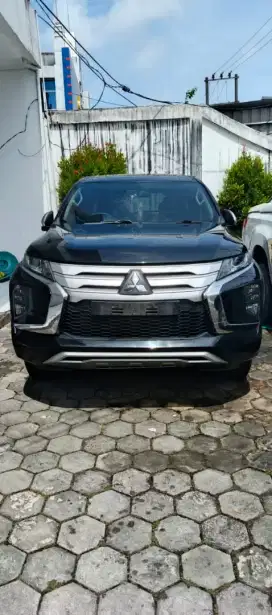 Mitsubishi Pajero Sport GLX 4x4 M/T 2021
