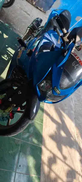 Kawasaki ninja 250 2011 istimewa